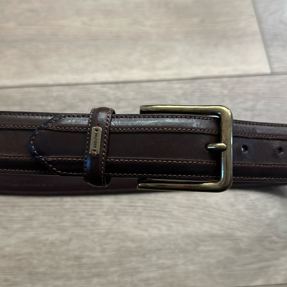 Tommy Hilfiger brown leather belt - Picture 1 of 4